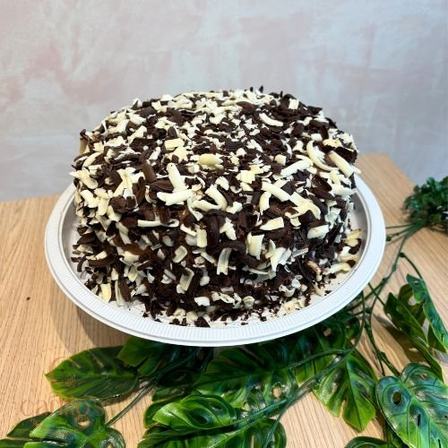 Torta de Brigadeiro ao leite e branquinho